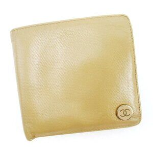 CHANEL two-fold wallet here button beige leather Authentic used T17185